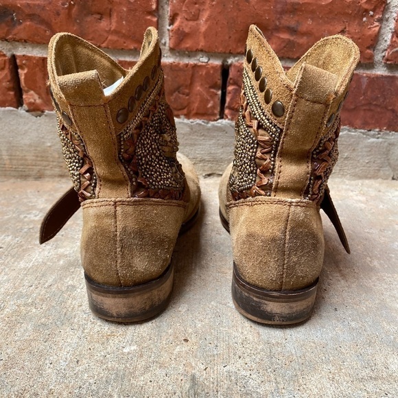 Naughty Monkey Womens 6.5 Boho Tan Suede Beaded Ankle Western Boots - Picture 6 of 9